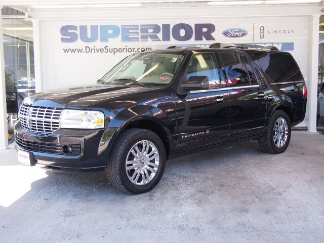 Lincoln Navigator L 2010 photo 4