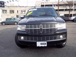 Lincoln Navigator L 2011 photo 4
