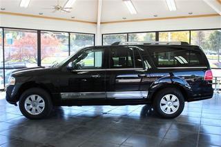 Lincoln Navigator L 2011 photo 4