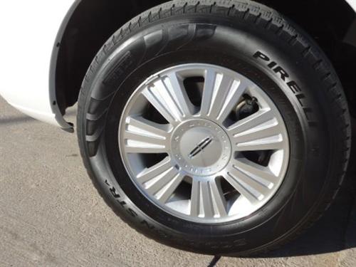 Lincoln Navigator L 2011 photo 1