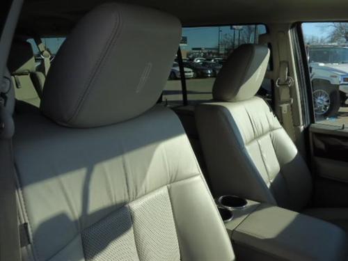 Lincoln Navigator L 2011 photo 5