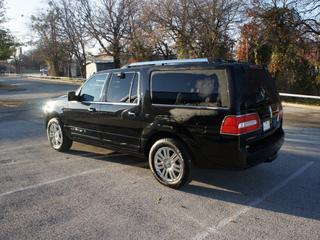 Lincoln Navigator L 2011 photo 3