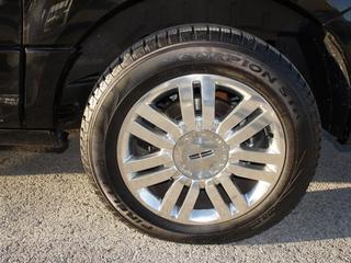 Lincoln Navigator L 2011 photo 4