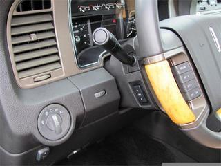 Lincoln Navigator L 2011 photo 3