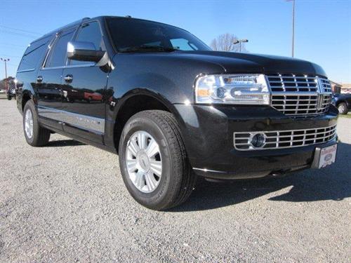 Lincoln Navigator L 2011 photo 2