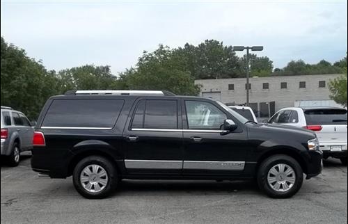 Lincoln Navigator L 2011 photo 3