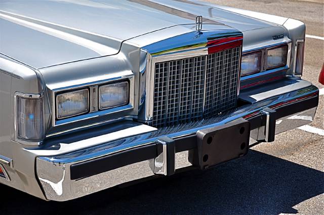 Lincoln Town Car 1987 photo 4