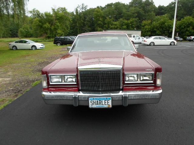 Lincoln Town Car 1988 photo 4