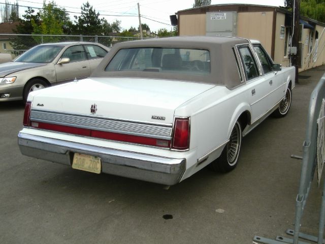 Lincoln Town Car 1989 photo 5