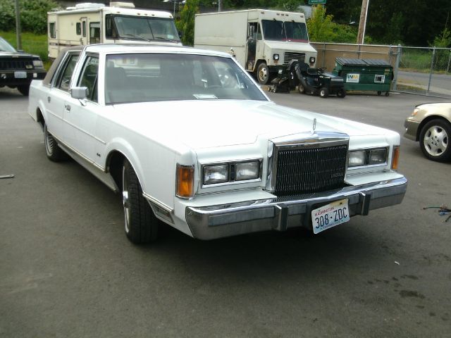 Lincoln Town Car 1989 photo 6