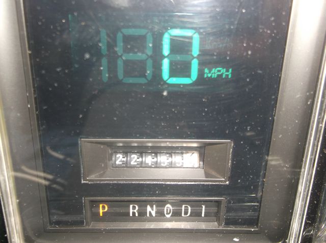 Lincoln Town Car 1989 photo 10