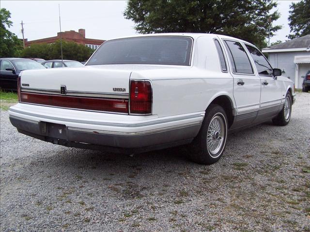 Lincoln Town Car 1993 photo 5
