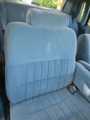 Lincoln Town Car 1993 photo 38