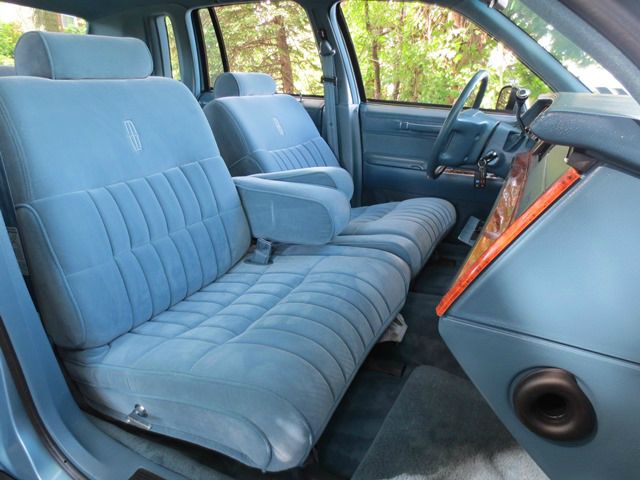 Lincoln Town Car 1993 photo 45