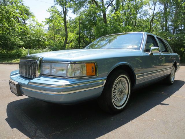 Lincoln Town Car 1993 photo 7