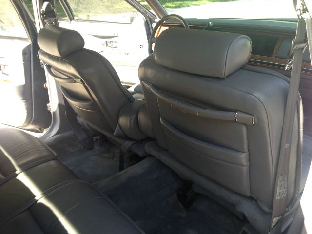 Lincoln Town Car 1993 photo 22