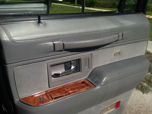 Lincoln Town Car 1993 photo 23