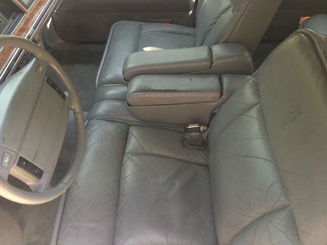 Lincoln Town Car 1993 photo 39