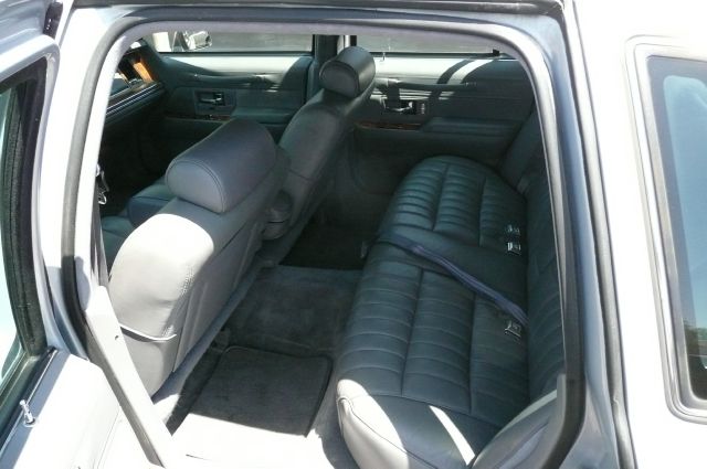 Lincoln Town Car 1994 photo 2