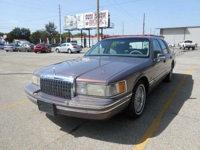 Lincoln Town Car 1994 photo 1