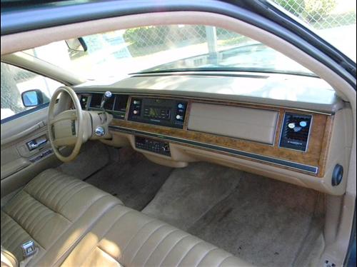 Lincoln Town Car 1994 photo 1