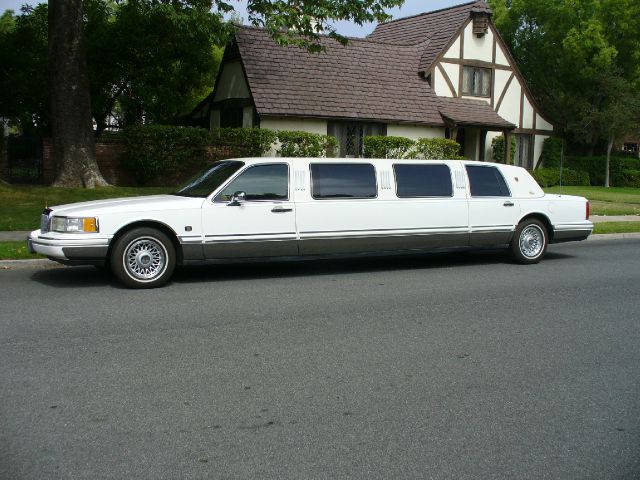 Lincoln Town Car 1994 photo 25