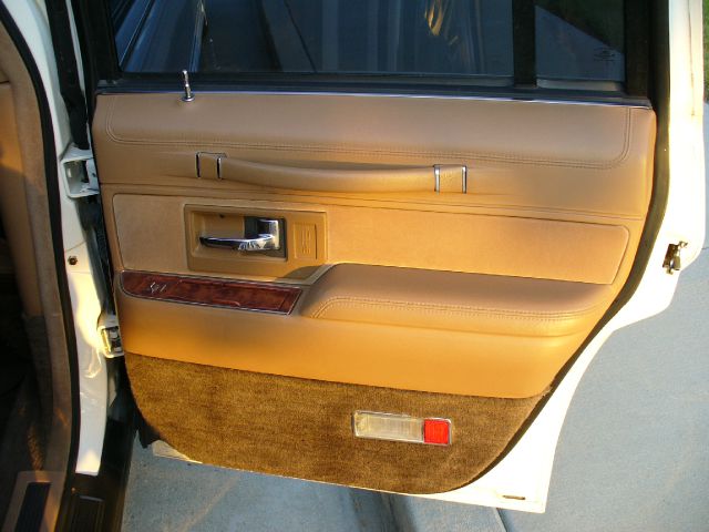 Lincoln Town Car 1994 photo 8