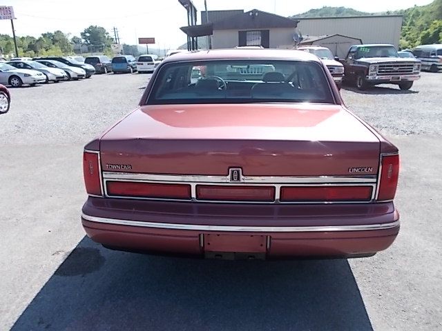 Lincoln Town Car 1995 photo 15