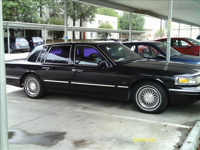 Lincoln Town Car 1995 photo 1