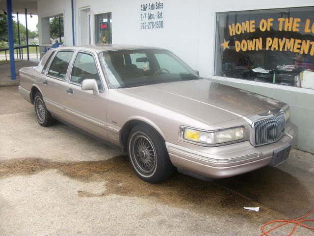 Lincoln Town Car 1995 photo 3