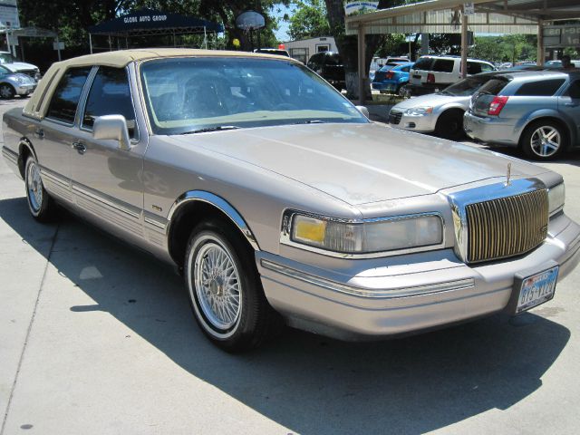 Lincoln Town Car 1995 photo 7