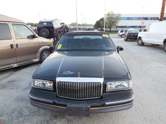 Lincoln Town Car 1996 photo 4