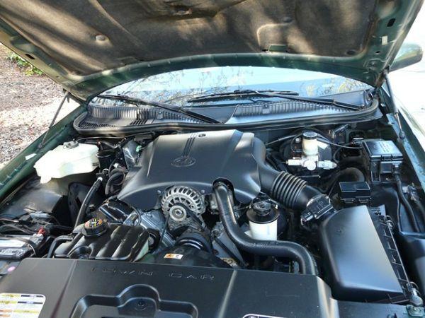 Lincoln Town Car 1998 photo 3