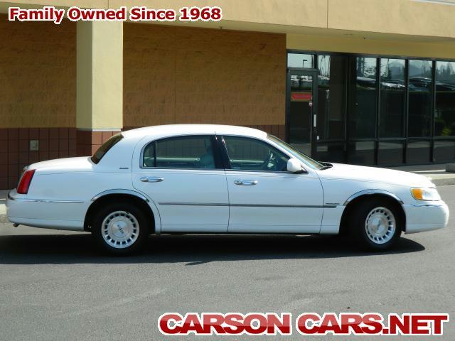 Lincoln Town Car 1998 photo 3