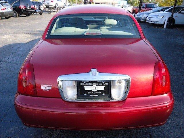 Lincoln Town Car 1998 photo 2