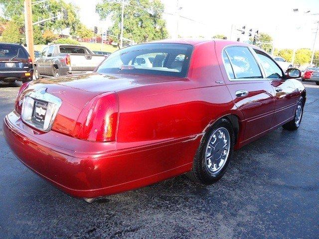 Lincoln Town Car 1998 photo 3