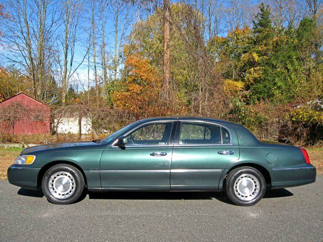 Lincoln Town Car 1998 photo 4