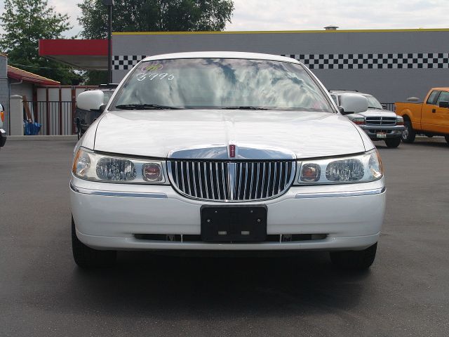 Lincoln Town Car 1998 photo 4