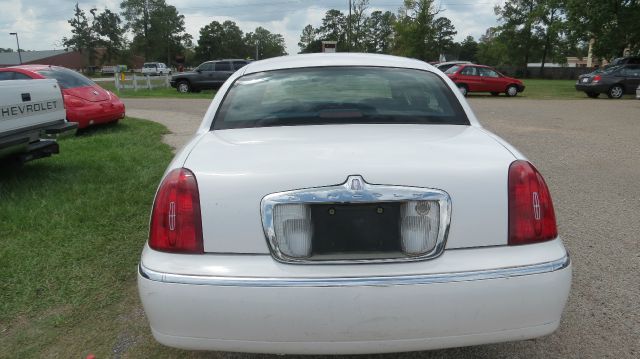 Lincoln Town Car 1999 photo 1