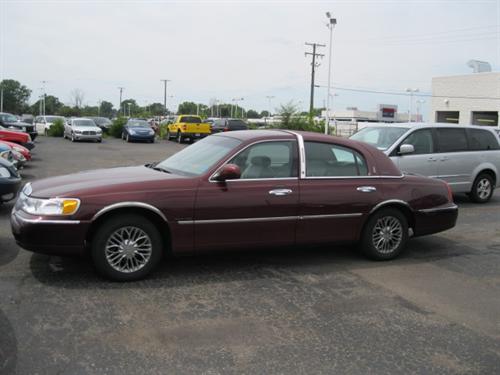 Lincoln Town Car 2000 photo 5