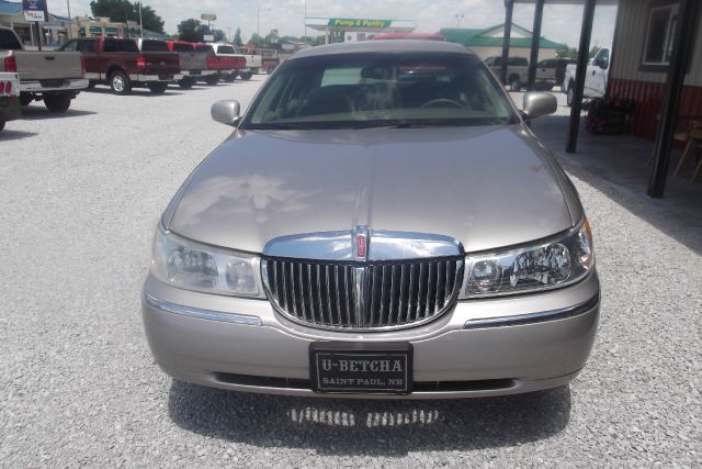 Lincoln Town Car 2000 photo 12