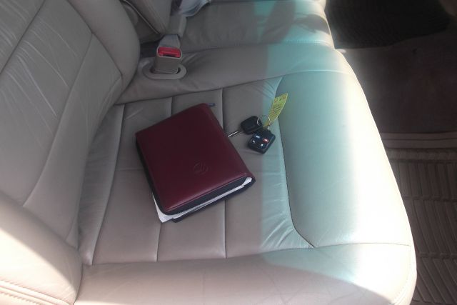 Lincoln Town Car 2000 photo 7