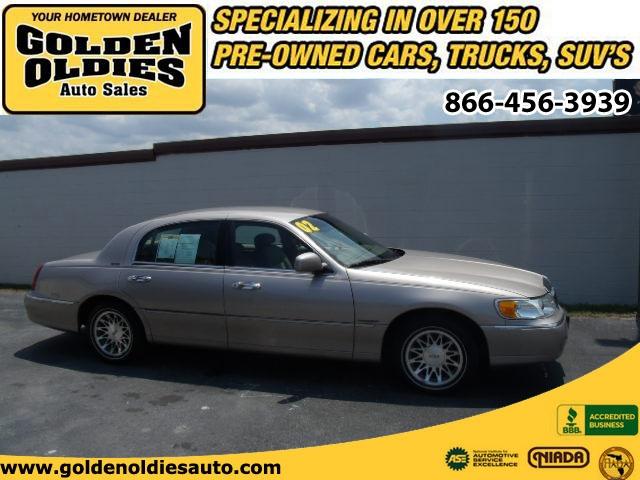 Lincoln Town Car SLT1 AWD Sedan