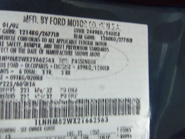 Lincoln Town Car DOWN 4.9 WAC Sedan