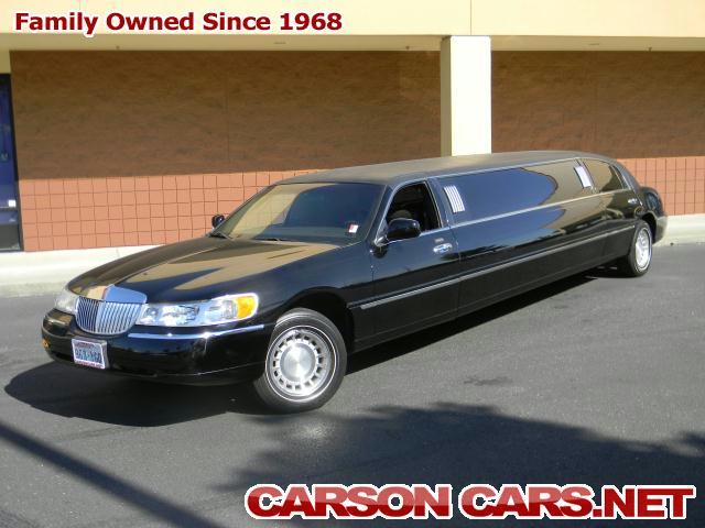 Lincoln Town Car Unknown Sedan