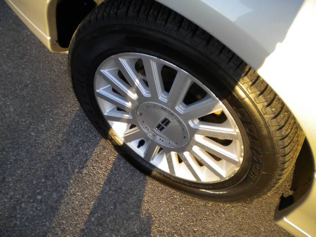 Lincoln Town Car 2003 photo 3