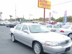 Lincoln Town Car SLT1 AWD Sedan