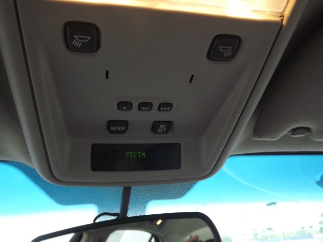 Lincoln Town Car 2003 photo 13