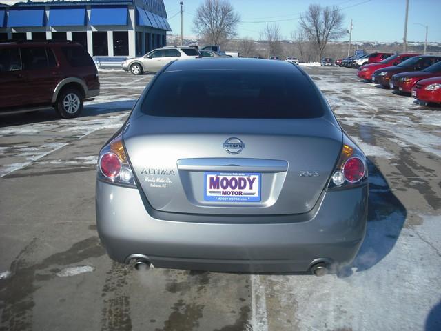 Lincoln Town Car 2003 photo 2