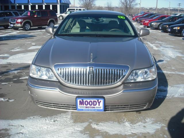 Lincoln Town Car 2003 photo 3
